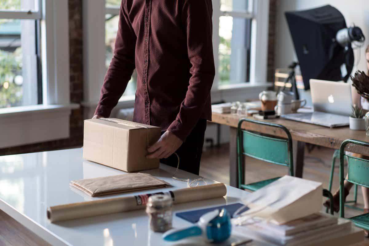 Expedited vs. Standard Shipping: Which One Should You Choose?