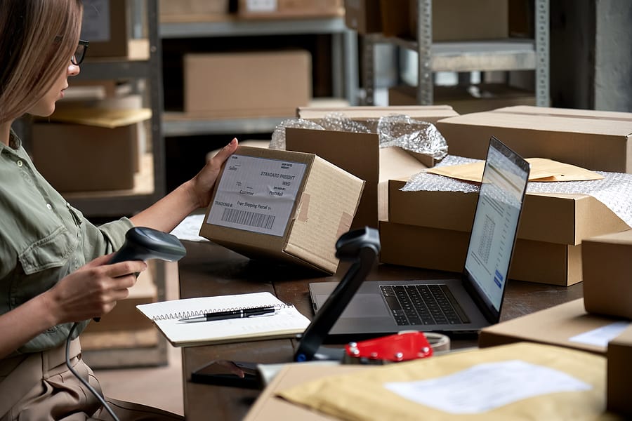 Here’s How to Save Money on E-Commerce Small Package Shipping